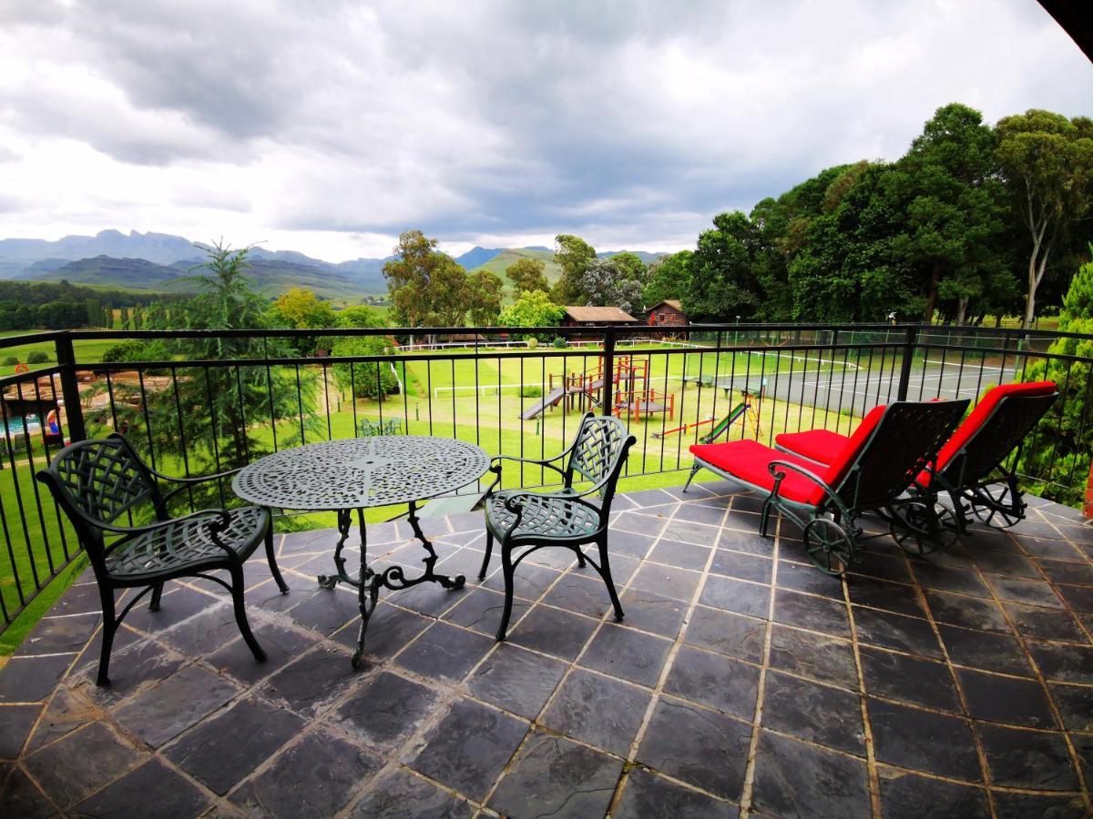First Group Bushman'S Nek Hotel Garden Castle Exterior photo